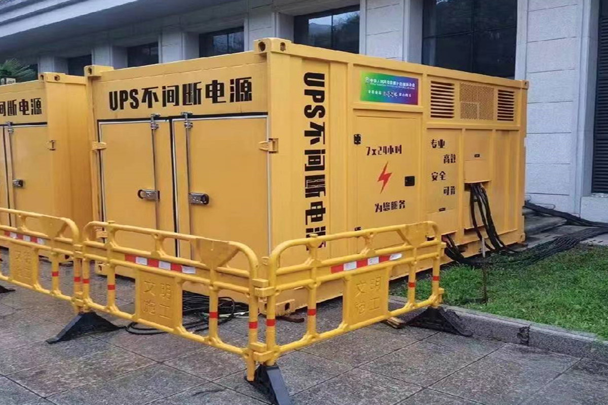 天等发电机租赁施工现场